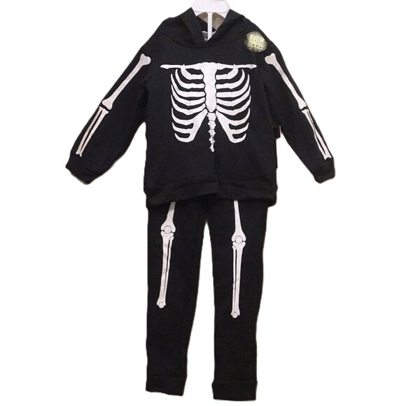 10 Threads 2 Piece Black Sweatsuit with Hoodie Glow in Dark Skelton Boy’s Size 6 - Picture 1 of 9